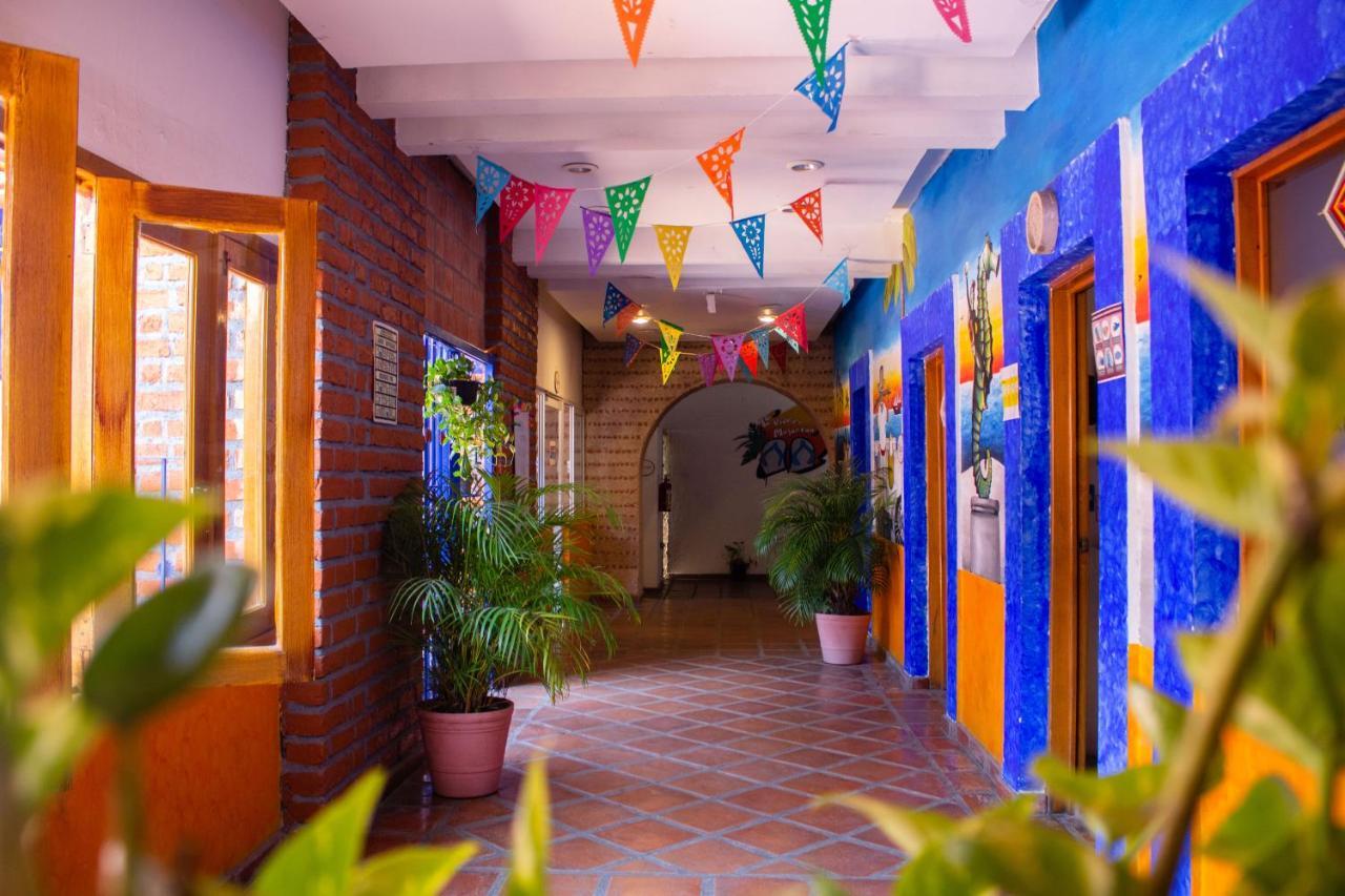 Chanclas Vallarta Hostal *